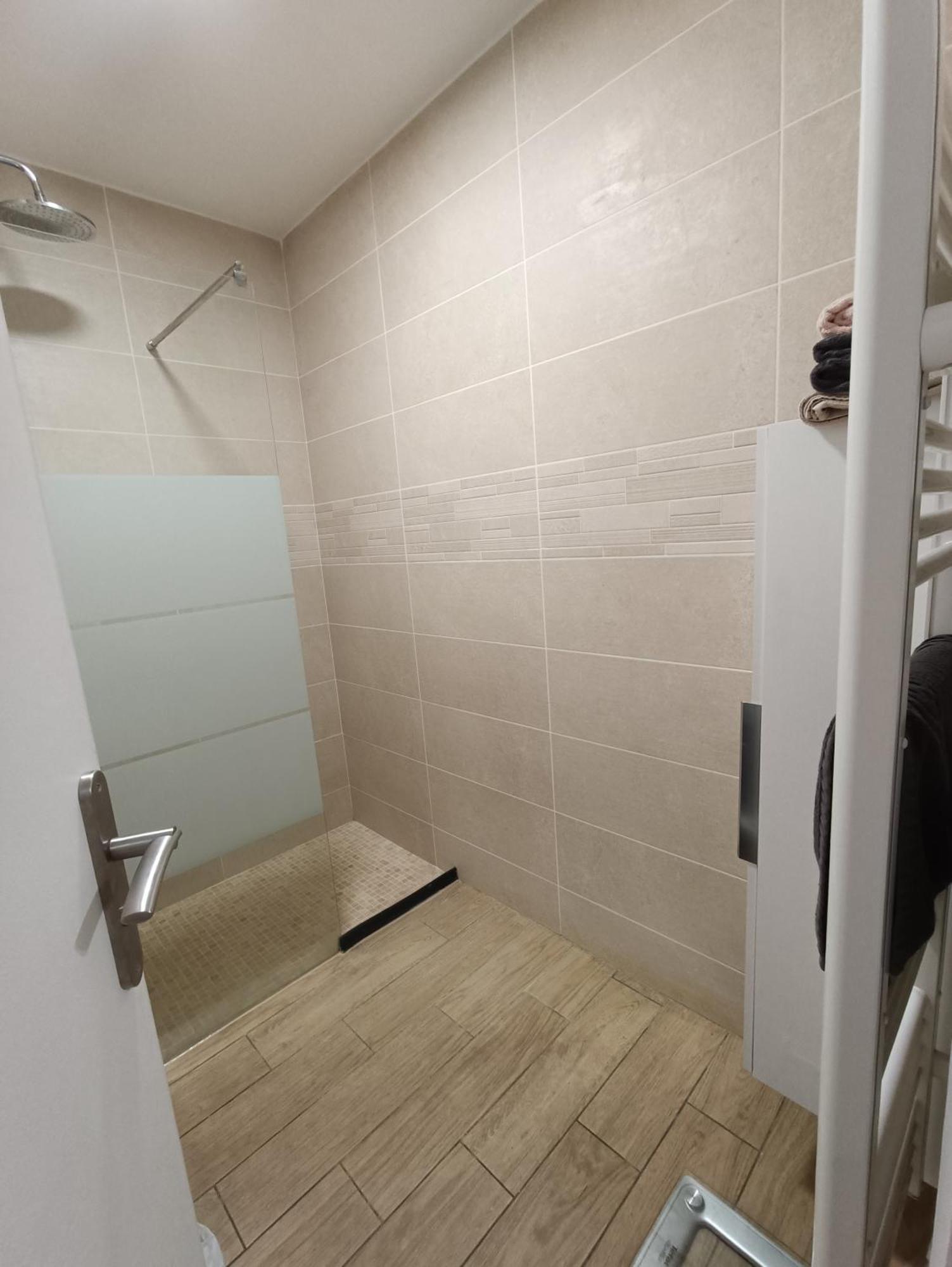 Appartements Et Studio Renoves En 2022, Intra Muros Avignon Ngoại thất bức ảnh